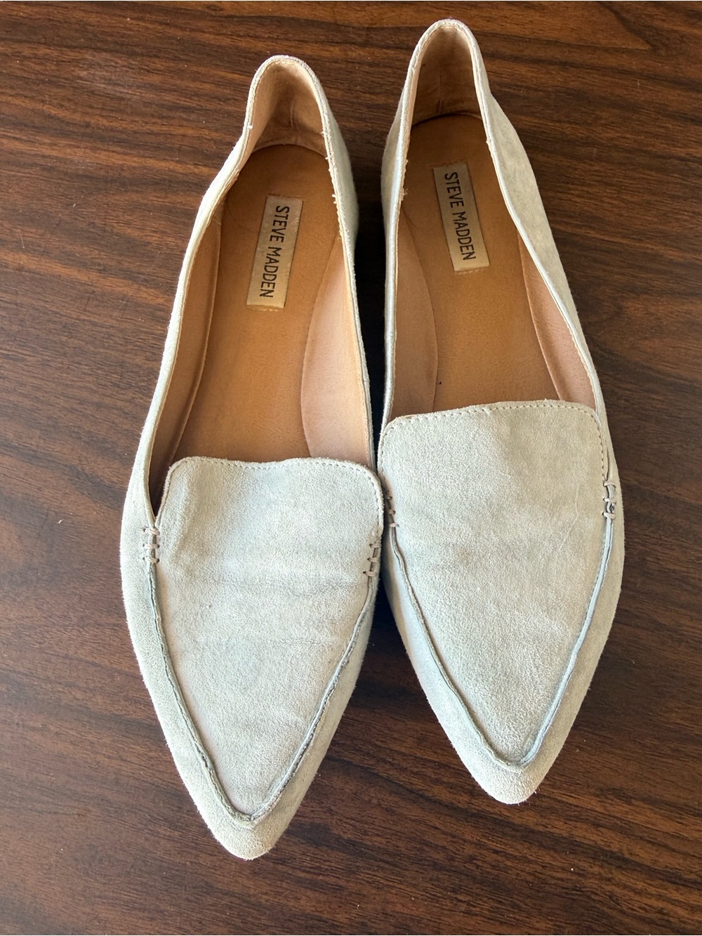 Steve Madden Women’s Pointed Suede Flats in Light blue sz 10